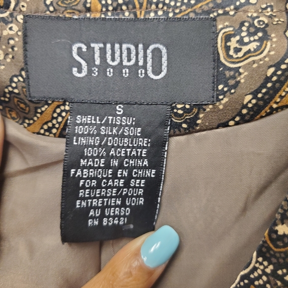 Vintage long sleeve silk jacket - Picture 6 of 7